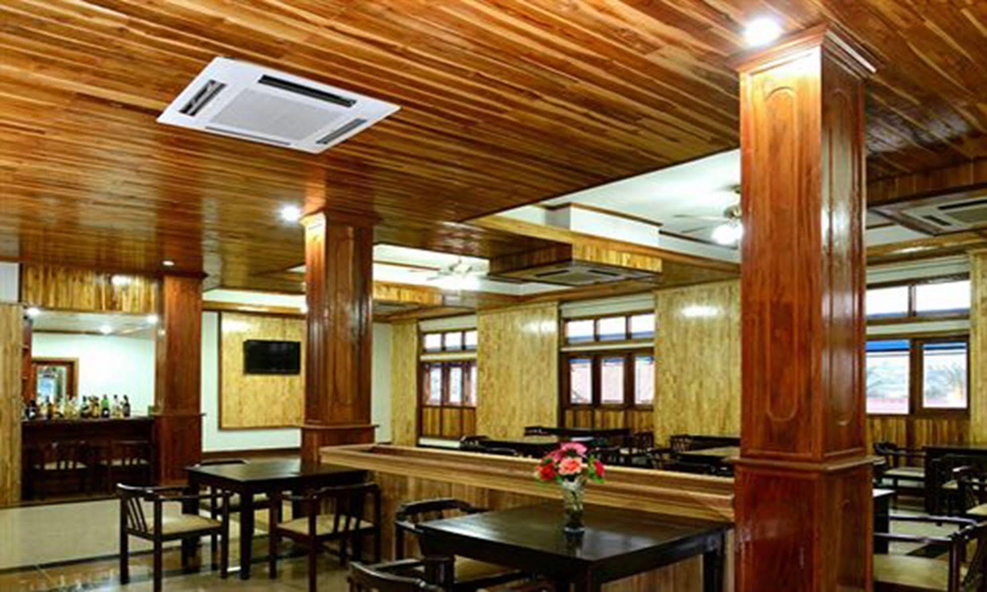 Vansana Luang Prabang Hotel Exterior photo