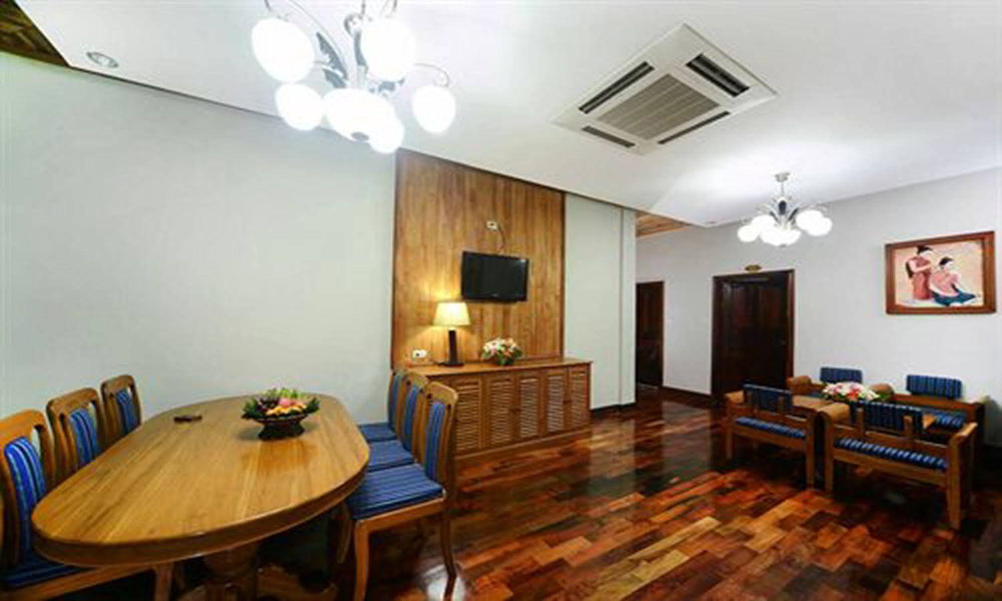 Vansana Luang Prabang Hotel Exterior photo